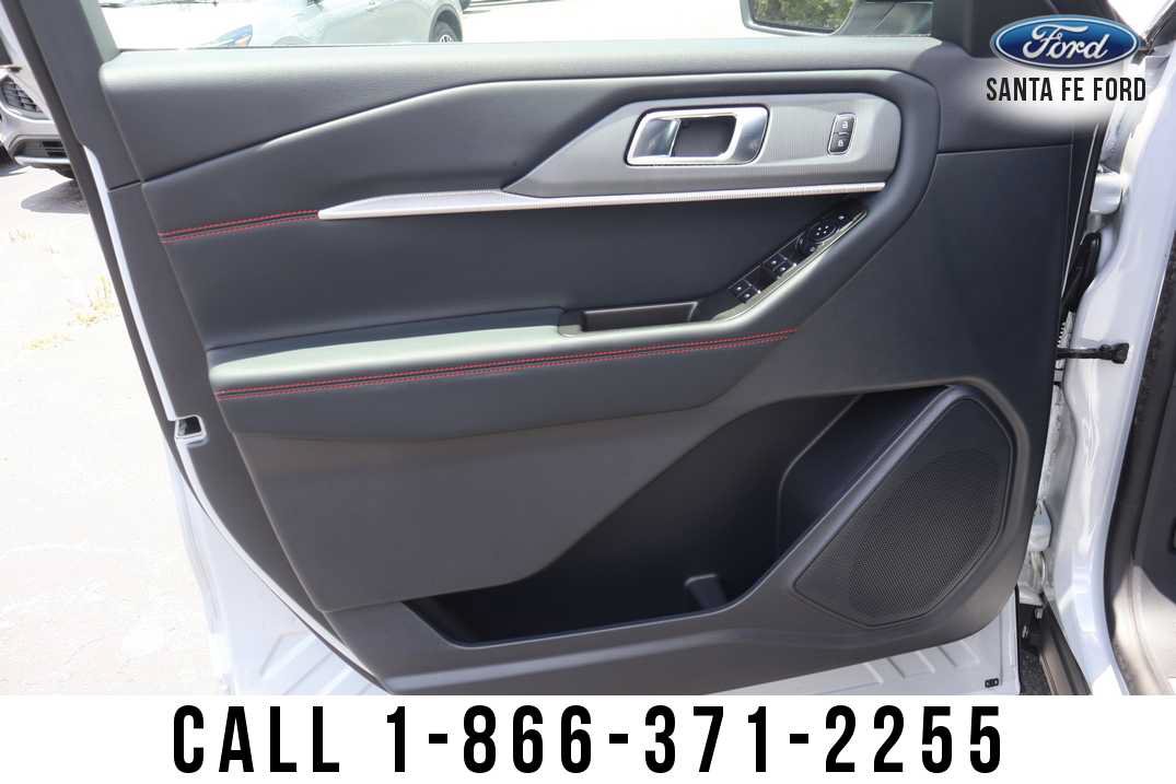 New 2026 Ford Explorer ST-Line AWD/4WD image 15