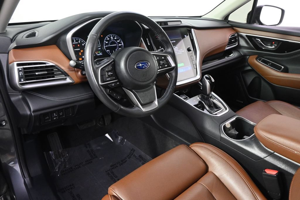 Used 2021 Subaru Outback Touring AWD/4WD image 11