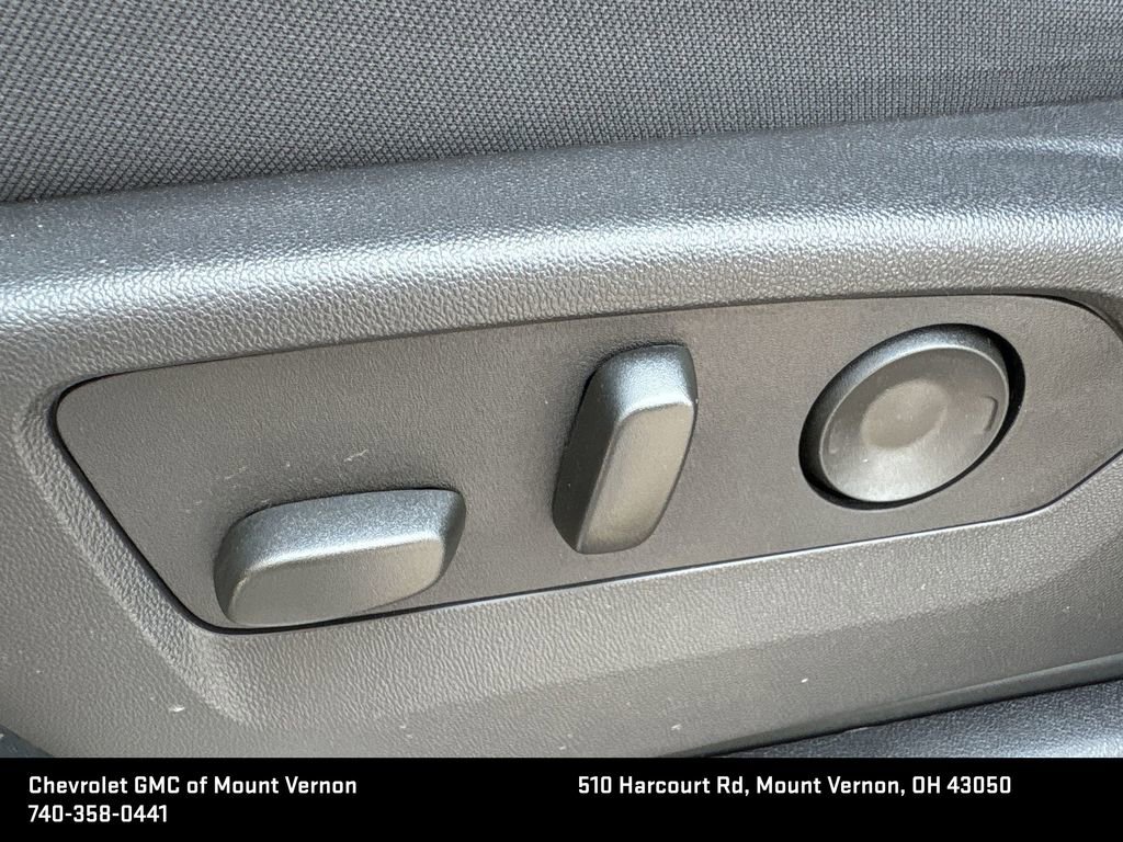 New 2025 GMC Sierra 1500 Elevation image 16