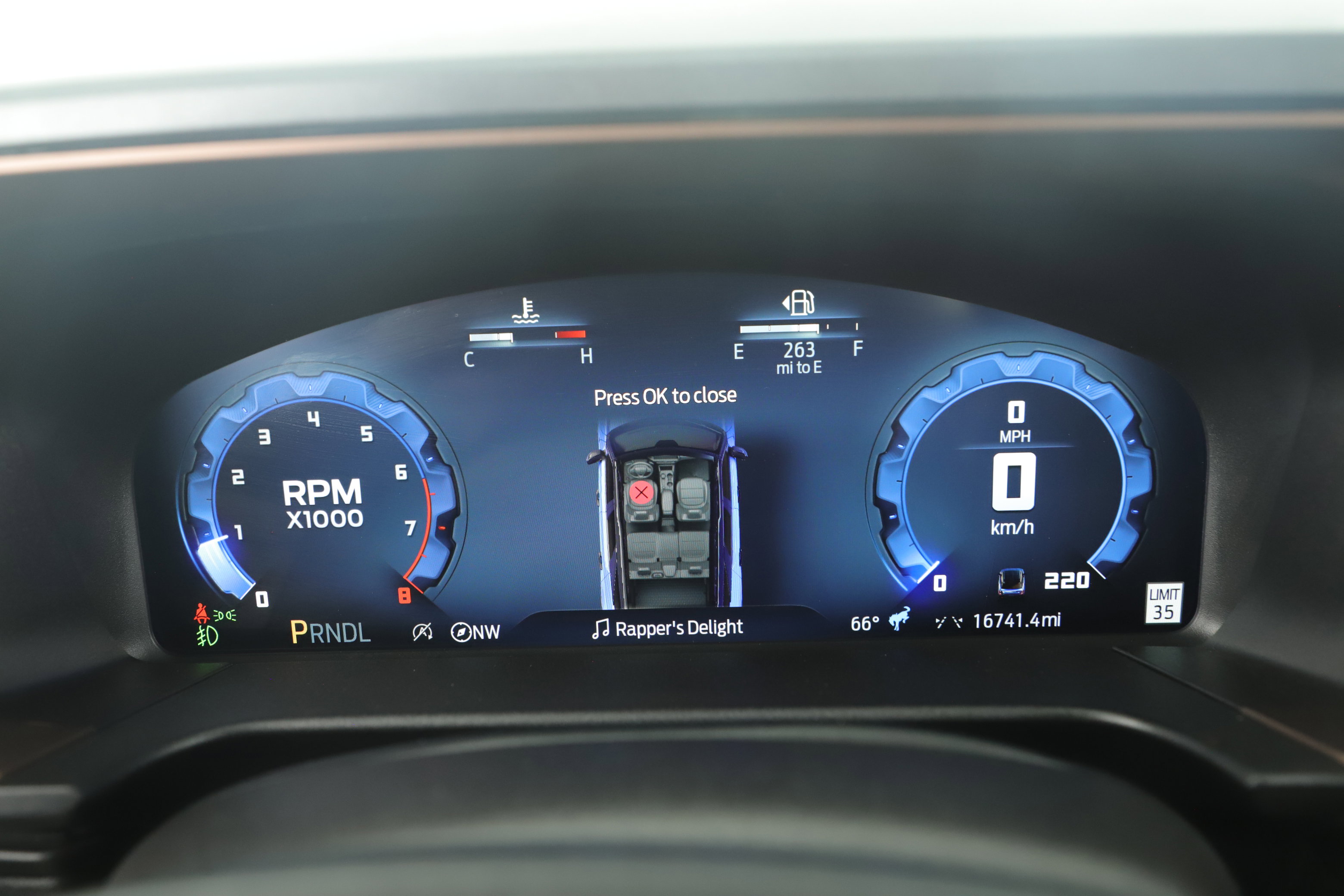 Used 2025 Ford Bronco Sport Outer Banks w/ Outer Banks Tech Package+ image 19