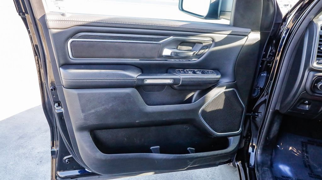 Used 2024 RAM 1500 Laramie AWD/4WD image 24
