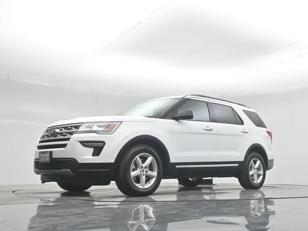 Used 2018 Ford Explorer XLT image 47