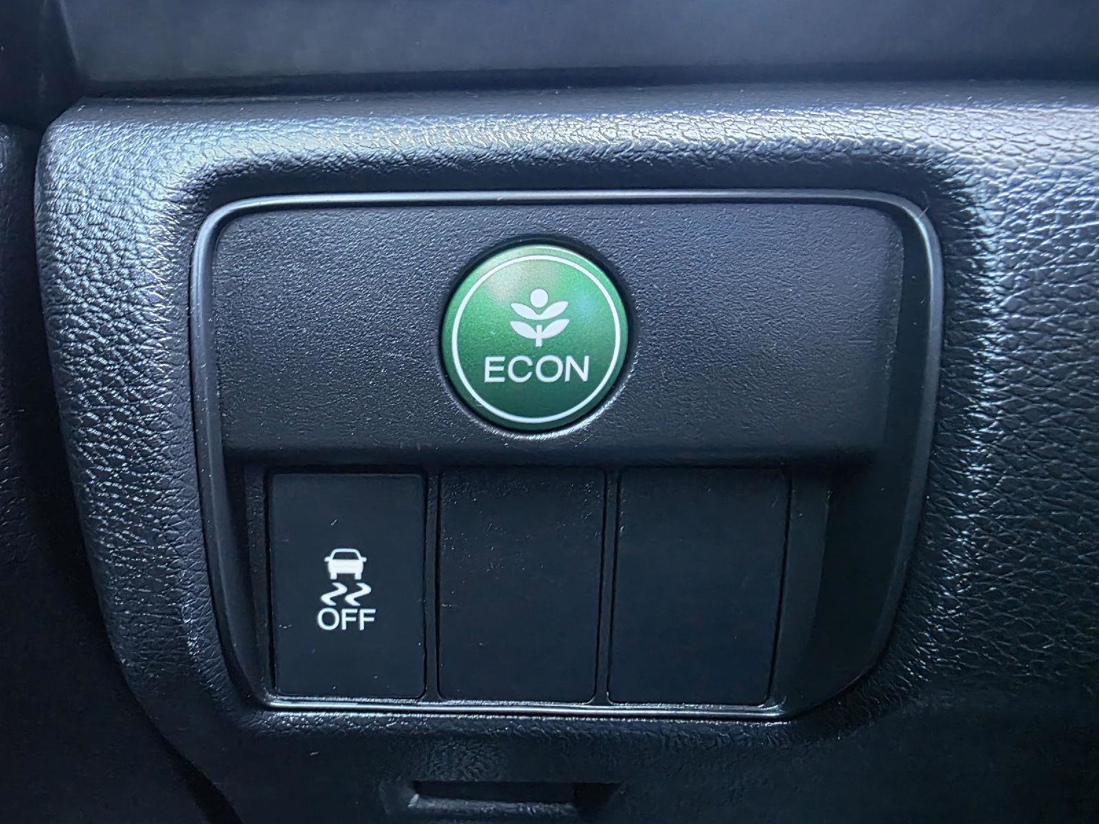 Used 2017 Honda Accord Sport image 18