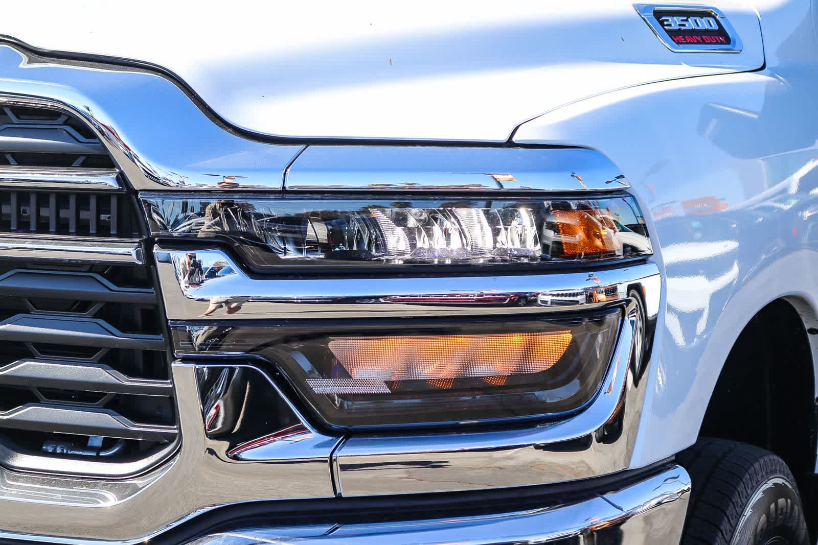 New 2027 RAM 3500 Tradesman AWD/4WD image 8