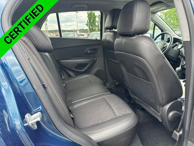 Used 2020 Chevrolet Trax LT w/ LT Convenience Package AWD/4WD image 11