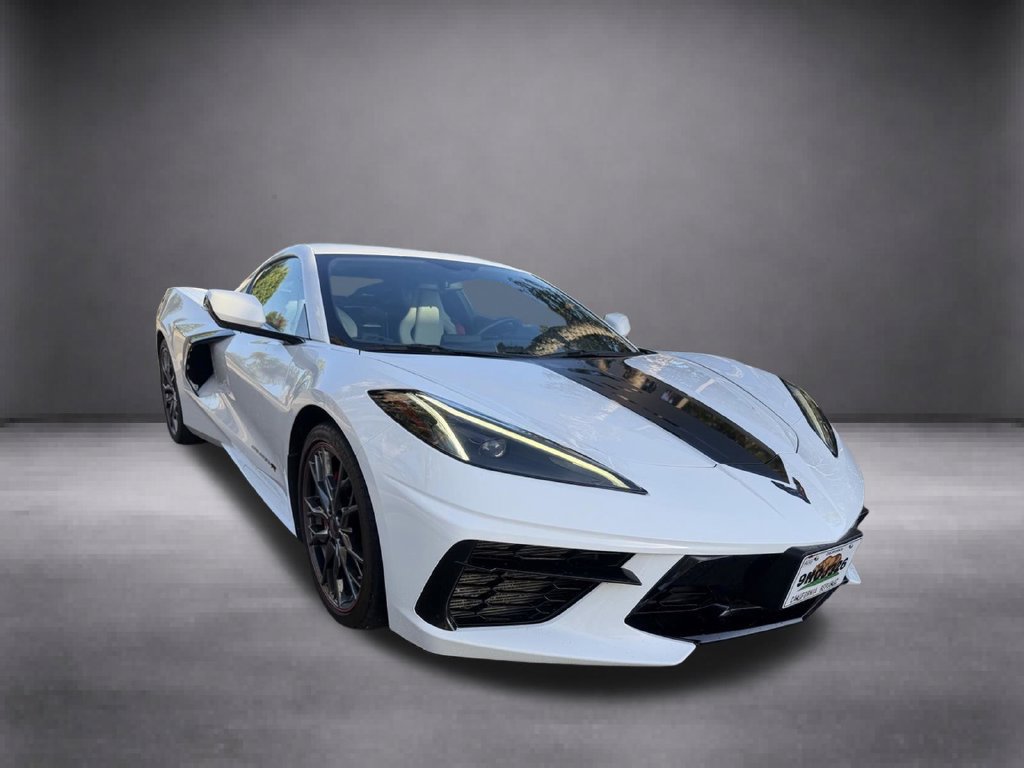Used 2023 Chevrolet Corvette Stingray Coupe RWD image 2