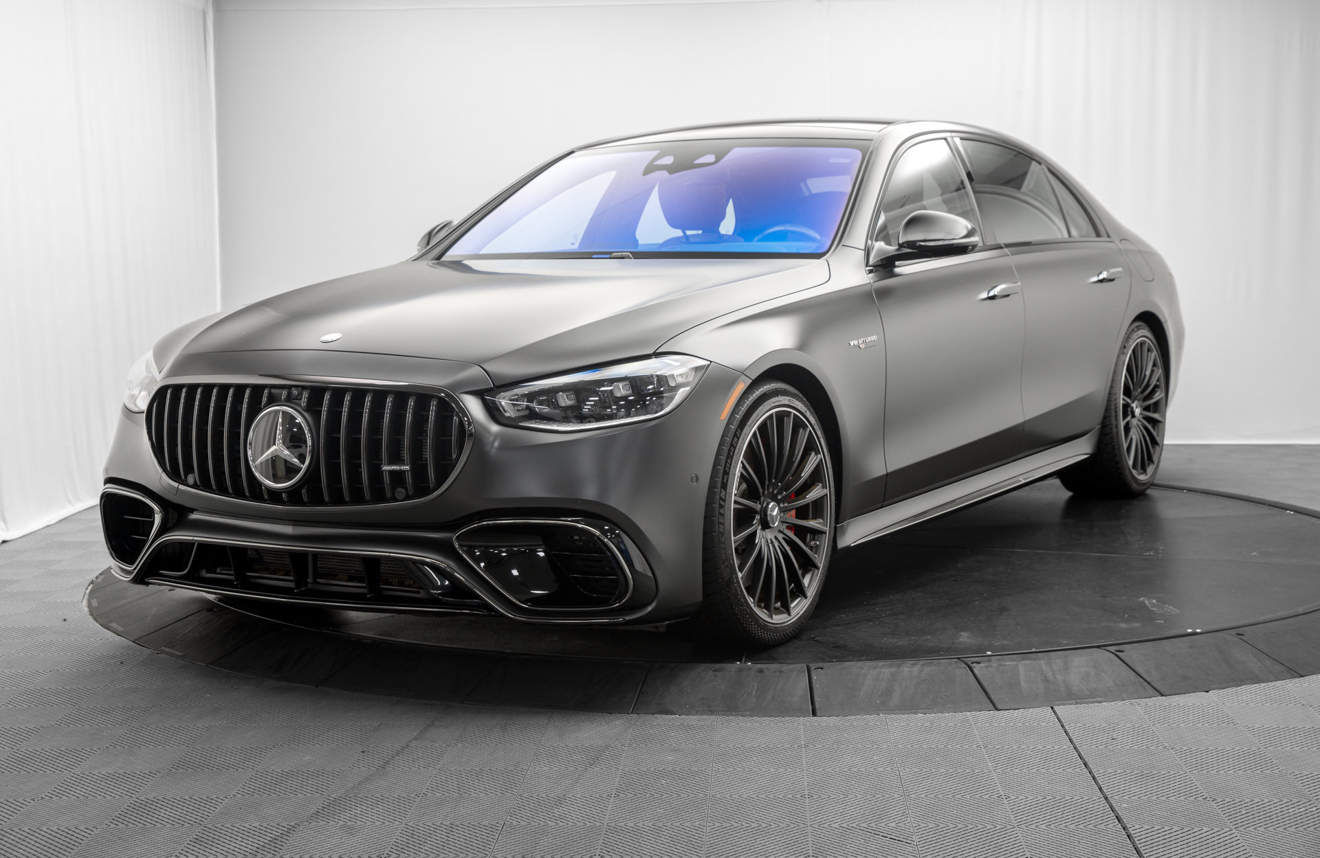 Used 2024 Mercedes-Benz S 63 AMG S w/ AMG Night Package image 3
