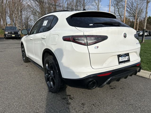 New 2026 Alfa Romeo Stelvio Sprint w/ Convenience Package AWD/4WD image 6