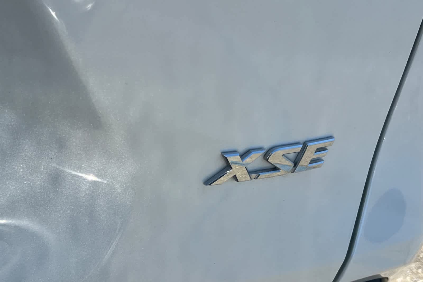 Used 2022 Toyota RAV4 XSE AWD/4WD image 21