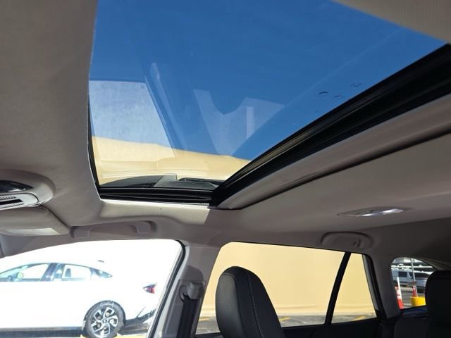 Used 2025 Subaru Outback Onyx Edition AWD/4WD image 12