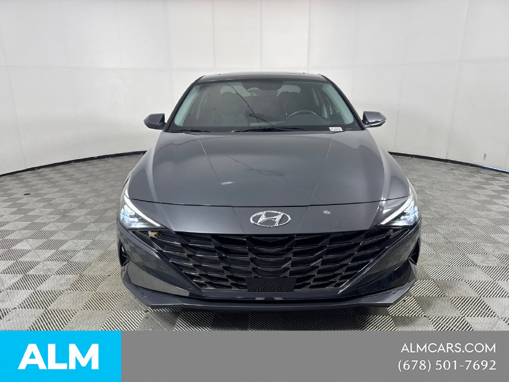 Used 2023 Hyundai Elantra Limited FWD image 2