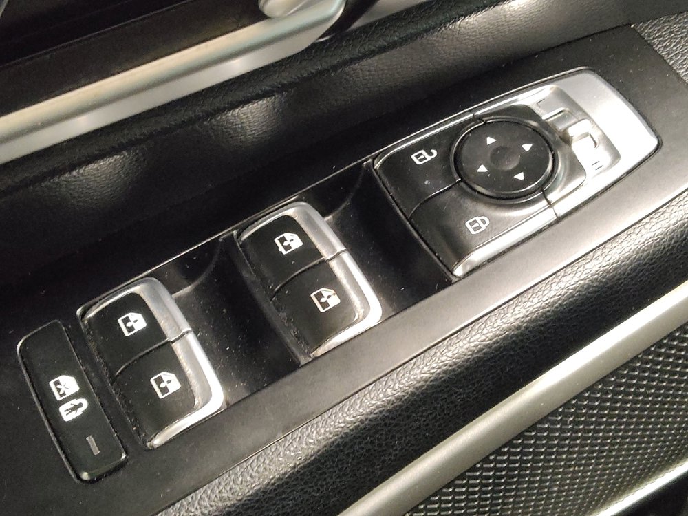 Used 2020 Kia Telluride S FWD image 27