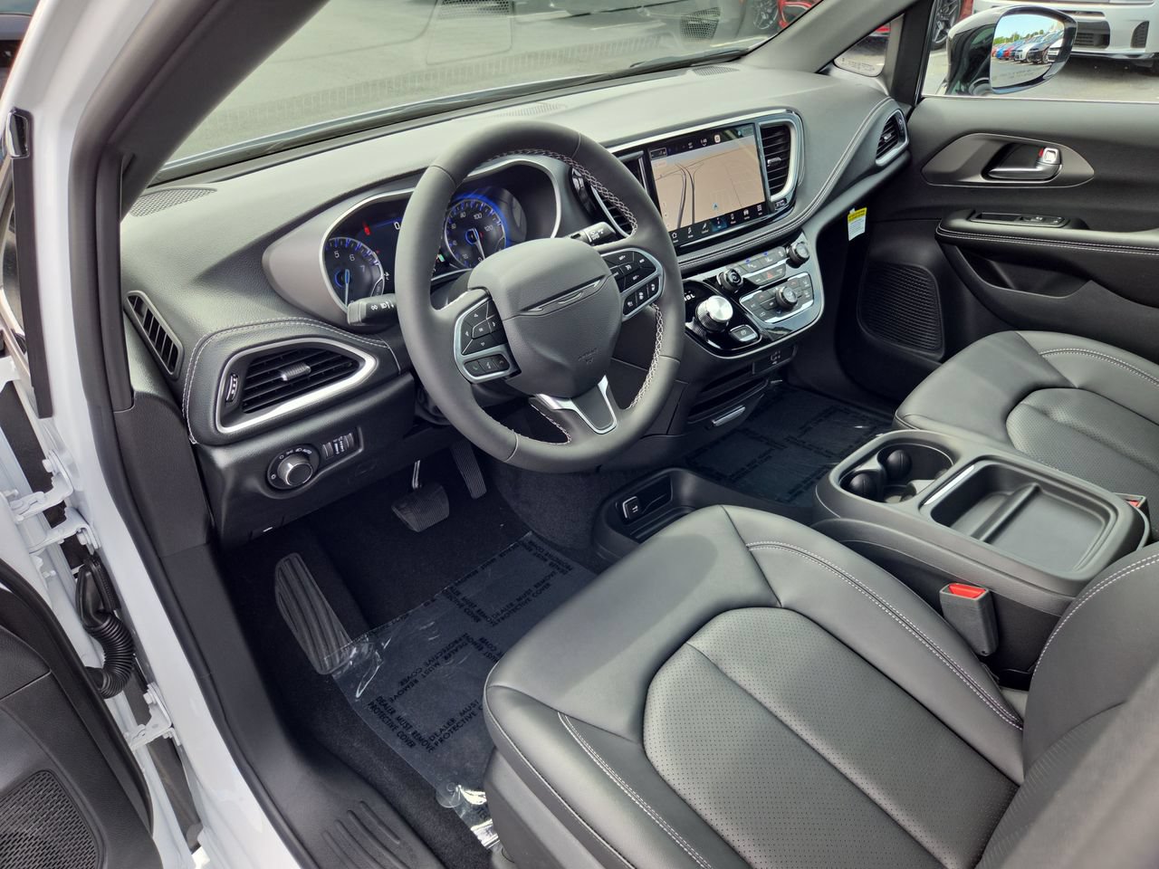 New 2027 Chrysler Pacifica Select w/ Family Tech Group FWD image 17