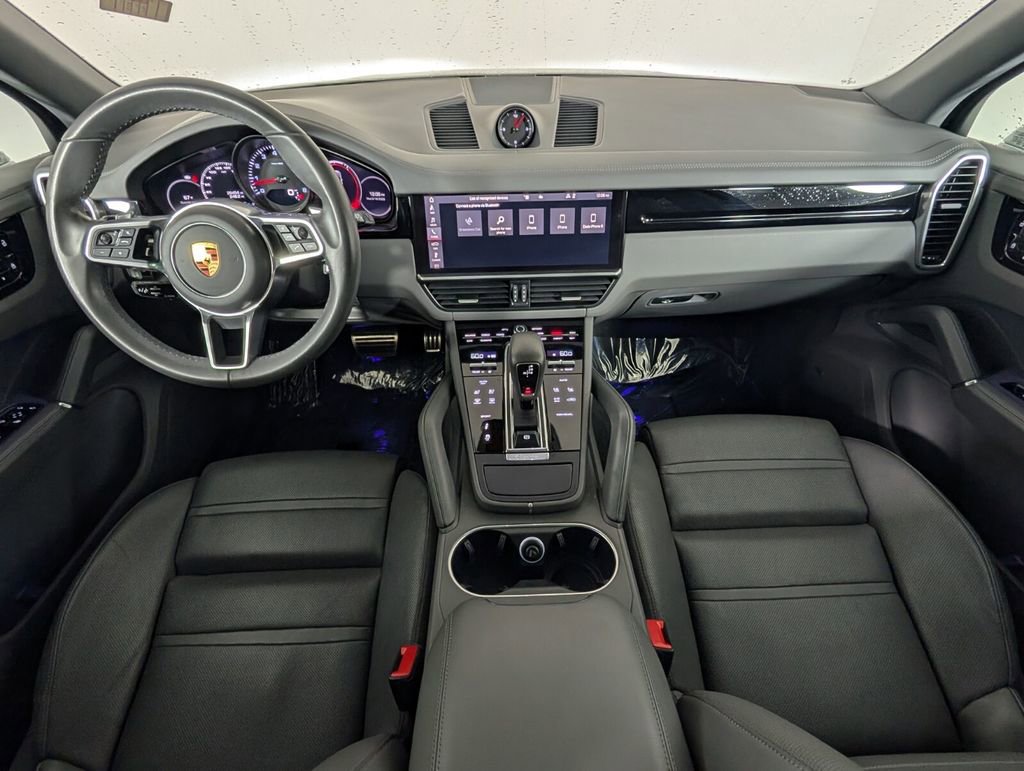 Used 2021 Porsche Cayenne S image 16