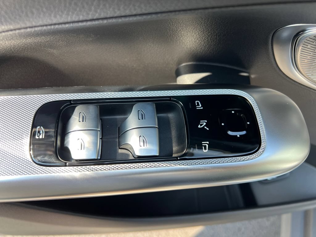 New 2026 Mercedes-Benz GLC 300 4MATIC image 11