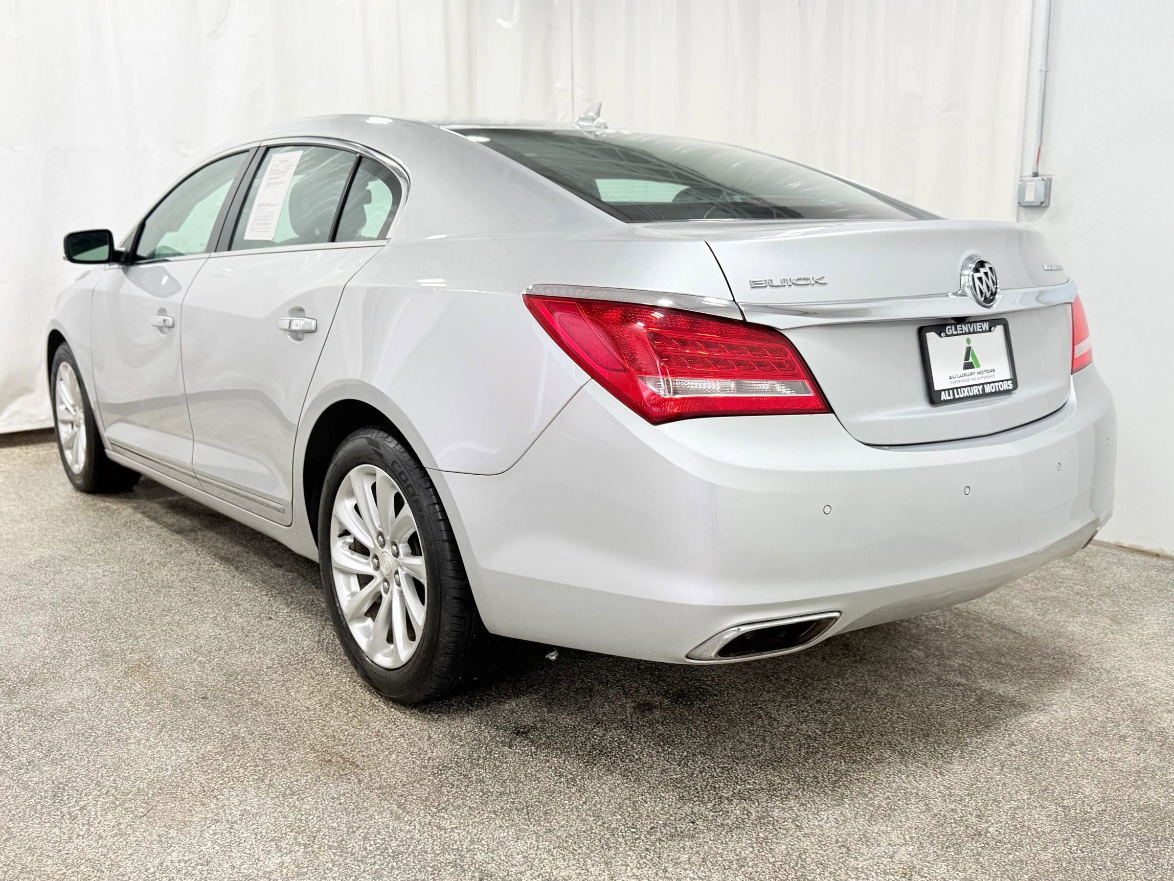 Used 2014 Buick LaCrosse Leather w/ Driver Confidence Package image 6