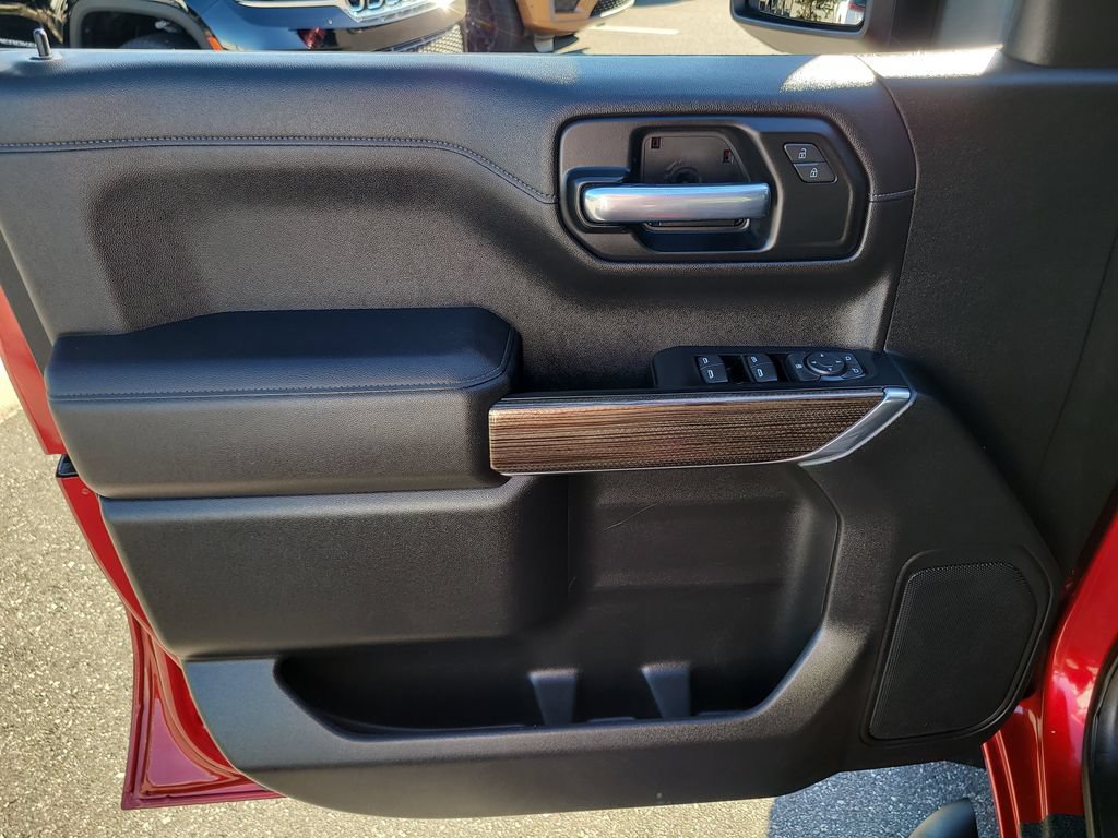 Used 2021 Chevrolet Silverado 1500 RST AWD/4WD image 16