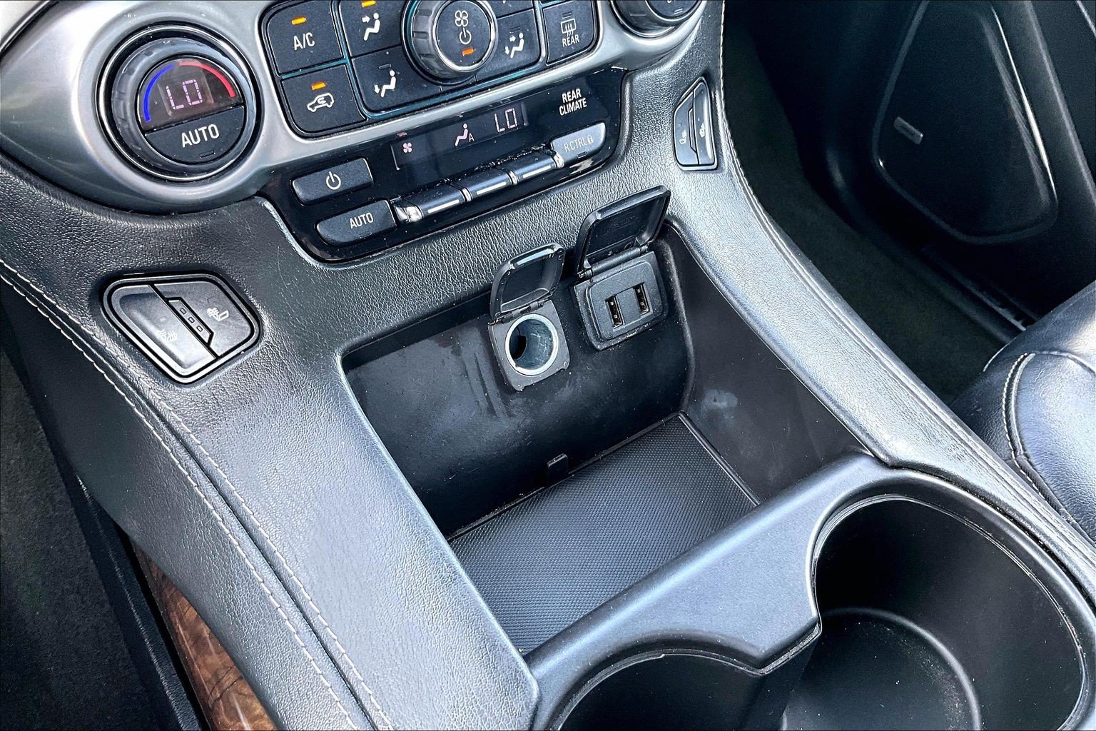 Used 2017 Chevrolet Tahoe LT AWD/4WD image 23