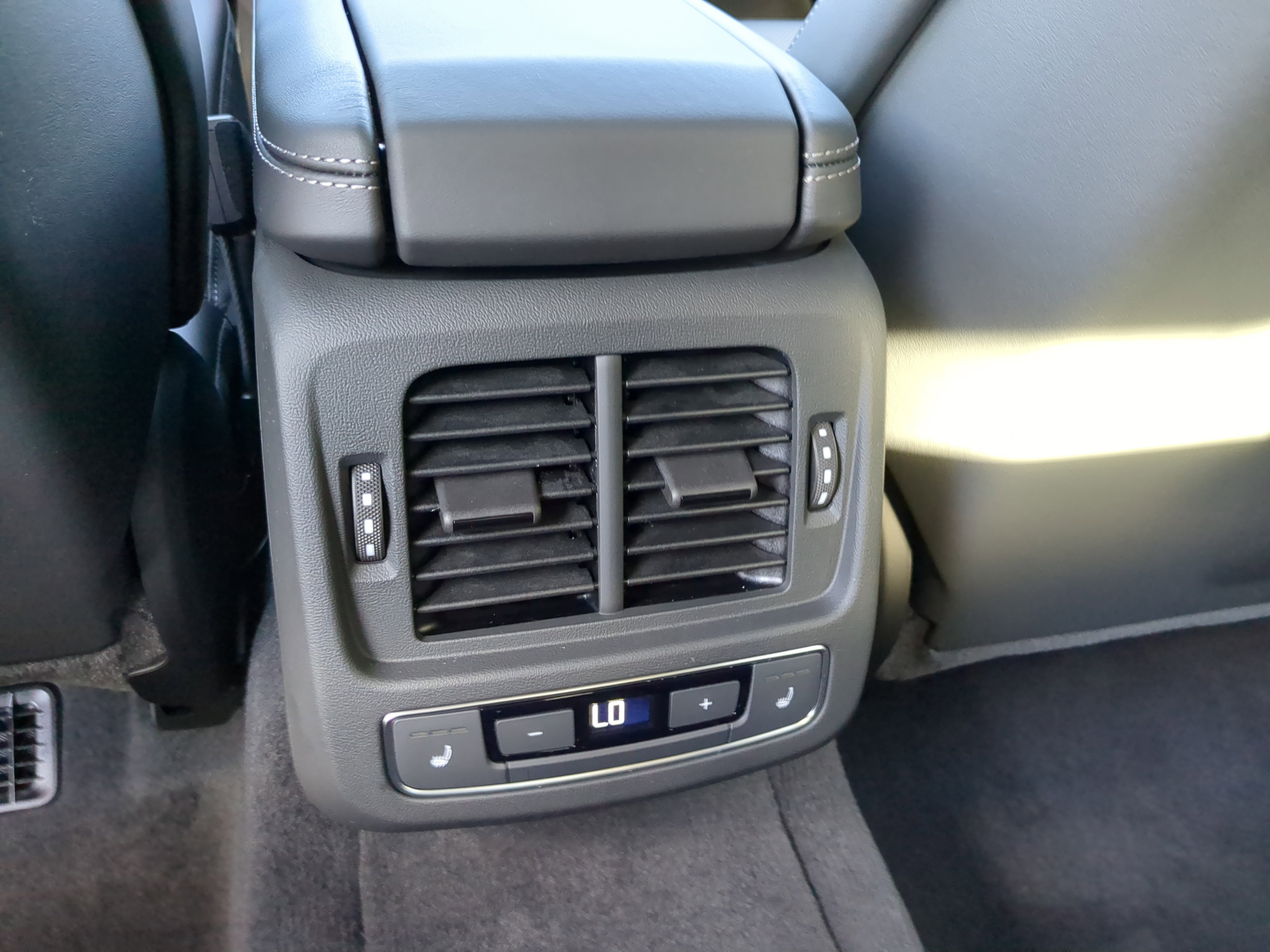 New 2026 Audi RS e-tron GT performance image 15