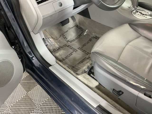 Used 2007 Chrysler Sebring Limited w/ Premium Group FWD image 14