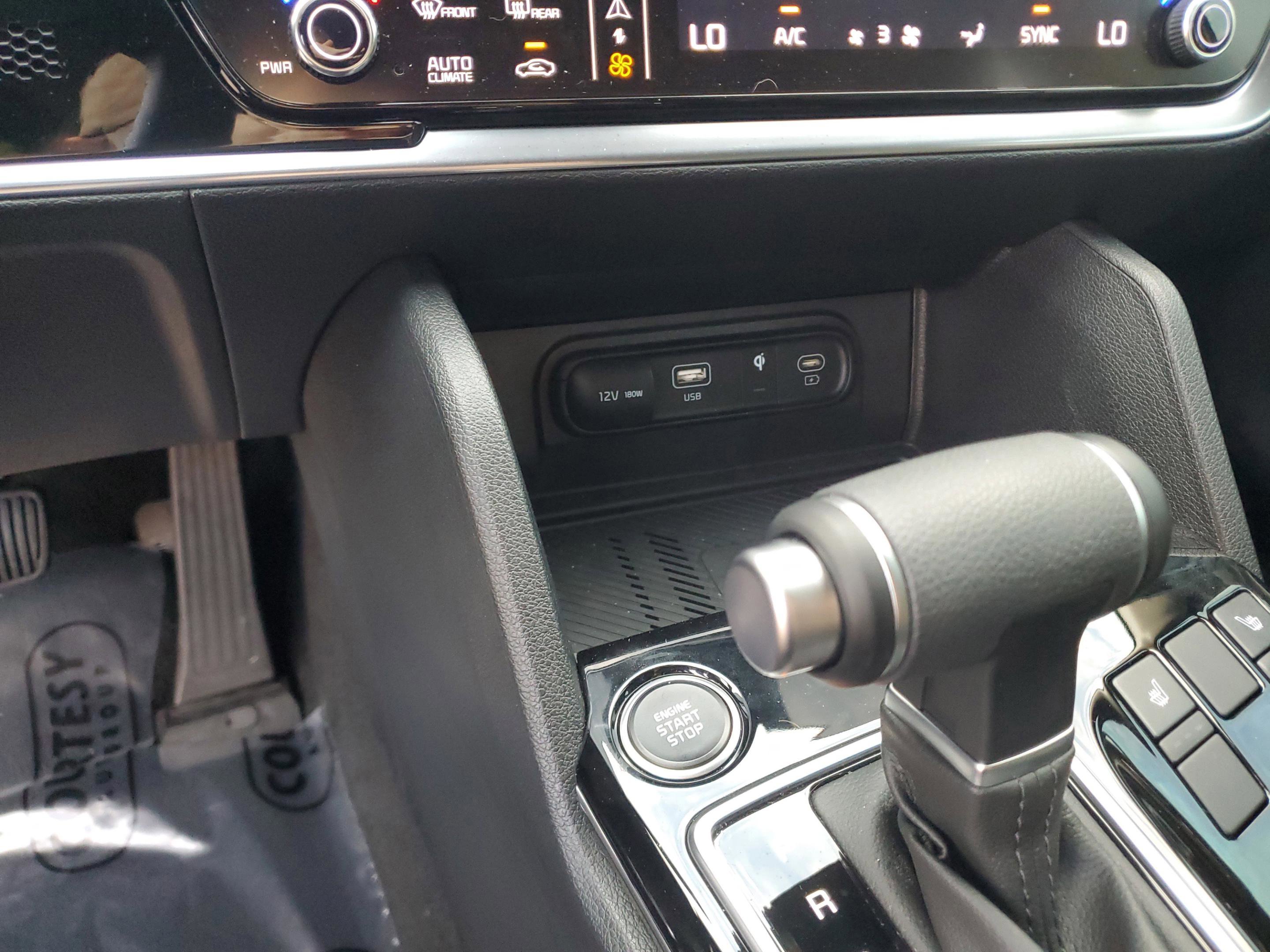 Certified 2025 Kia Sportage EX w/ Premium Package FWD image 20