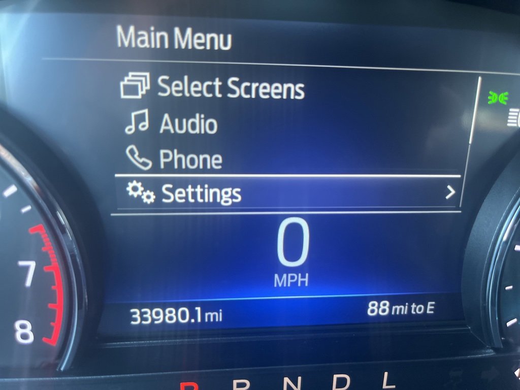 Used 2022 Ford Explorer XLT w/ Equipment Group 202A image 27