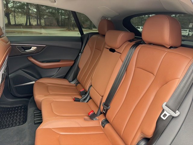 Used 2022 Audi Q8 Premium Plus image 22