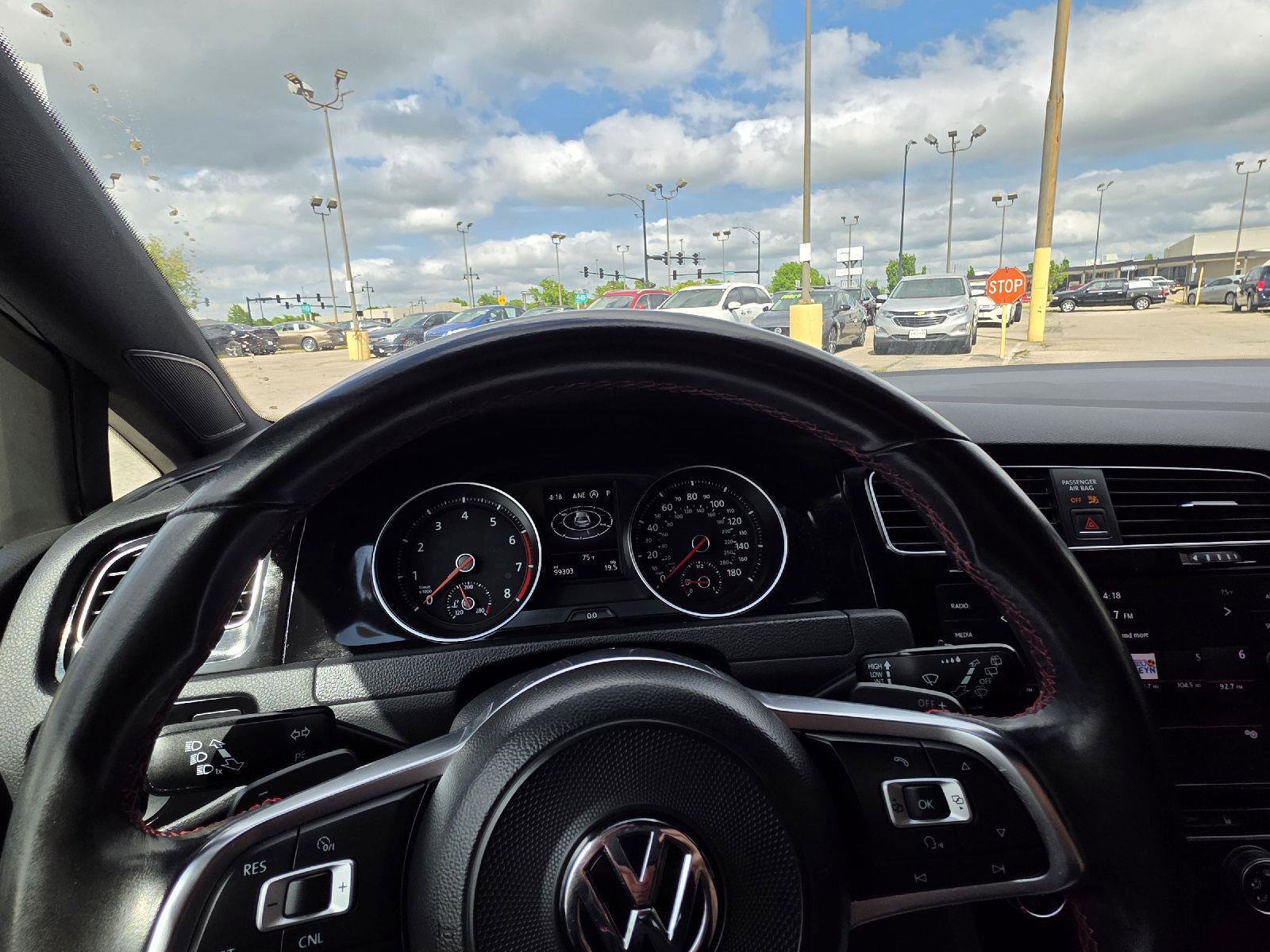 Used 2018 Volkswagen GTI SE w/ SE Leather Package FWD image 26
