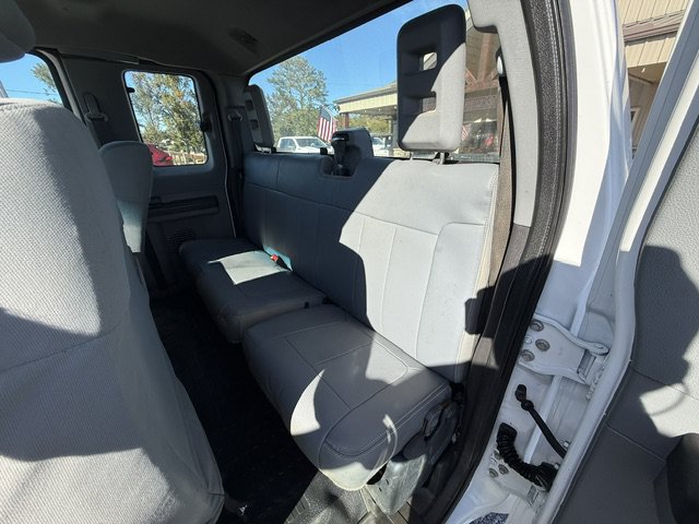 Used 2015 Ford F250 XL w/ Power Equipment Group AWD/4WD image 12