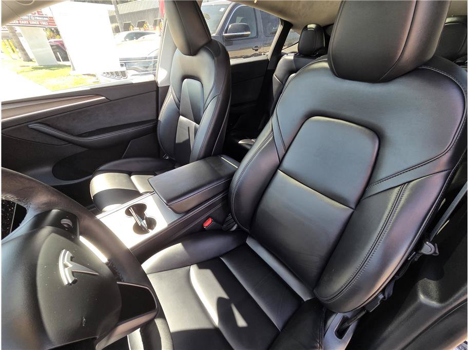 Used 2024 Tesla Model Y Long Range AWD/4WD image 14