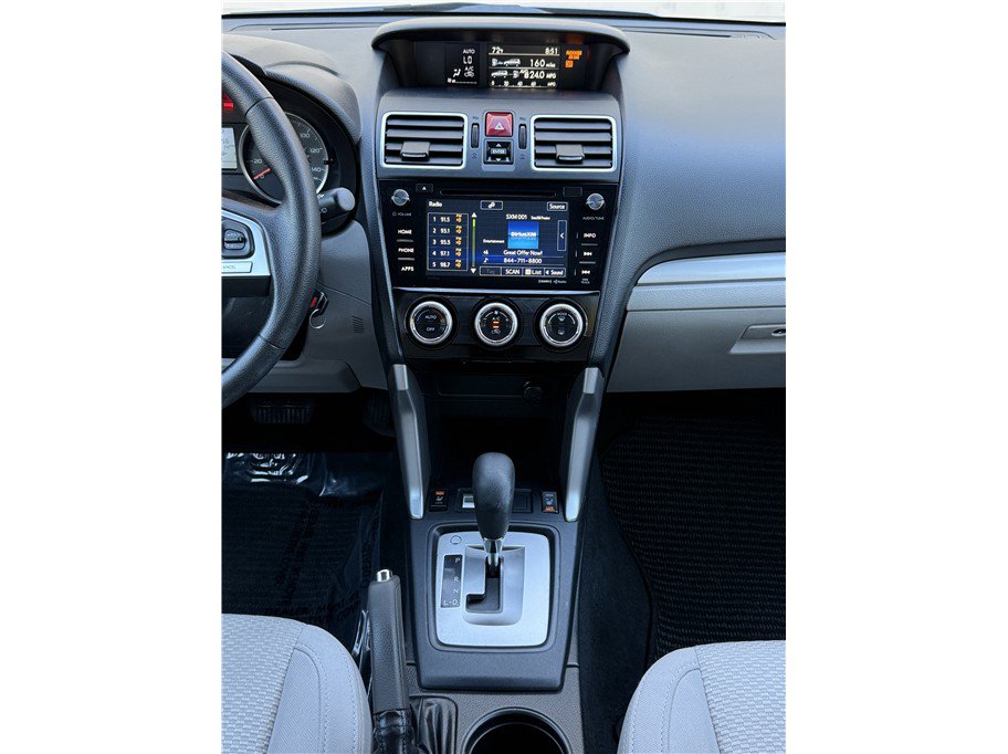 Used 2018 Subaru Forester 2.5i Premium w/ All-Weather Package AWD/4WD image 11