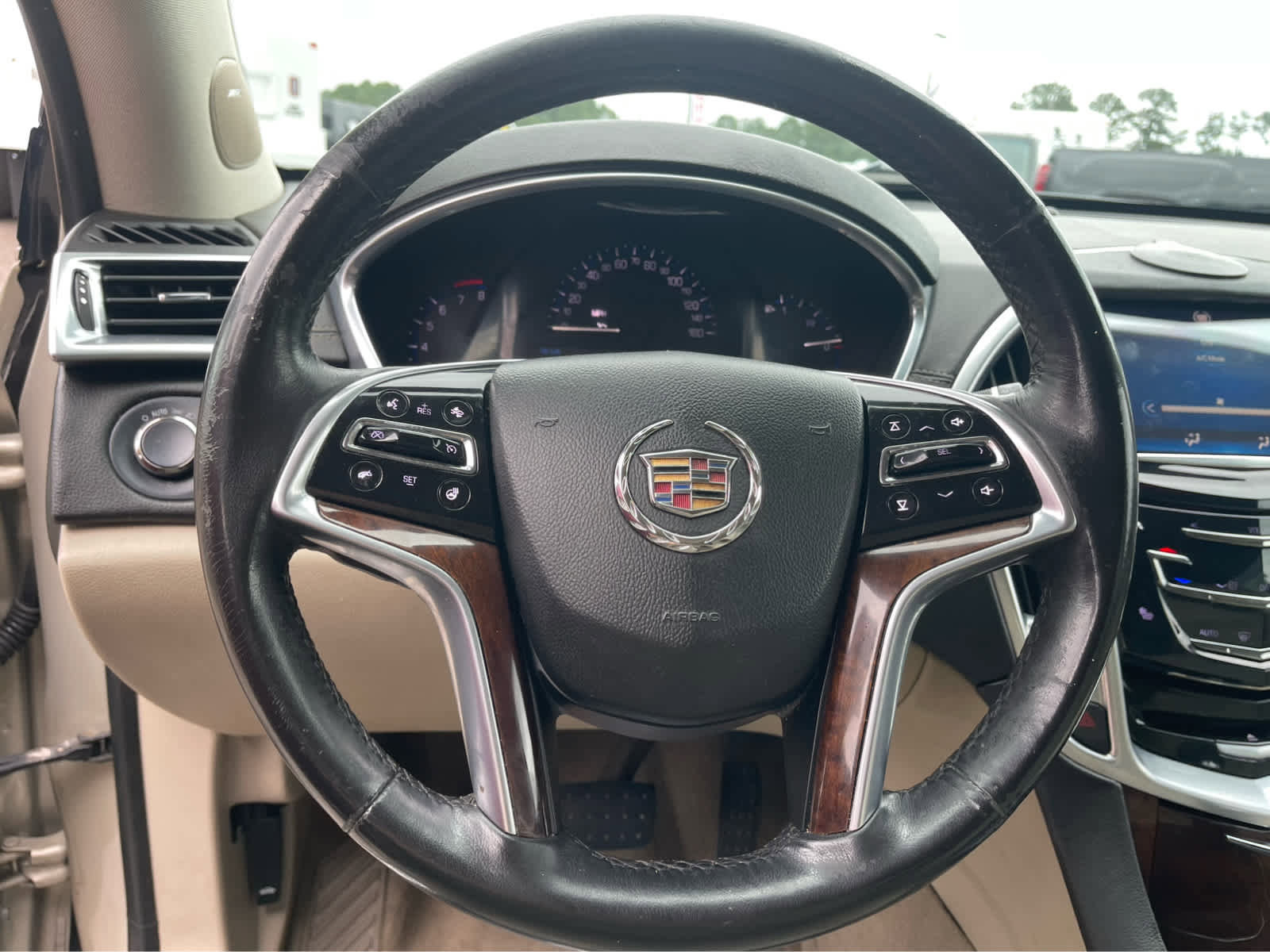 Used 2013 Cadillac SRX Luxury w/ Driver Awareness Package FWD image 15