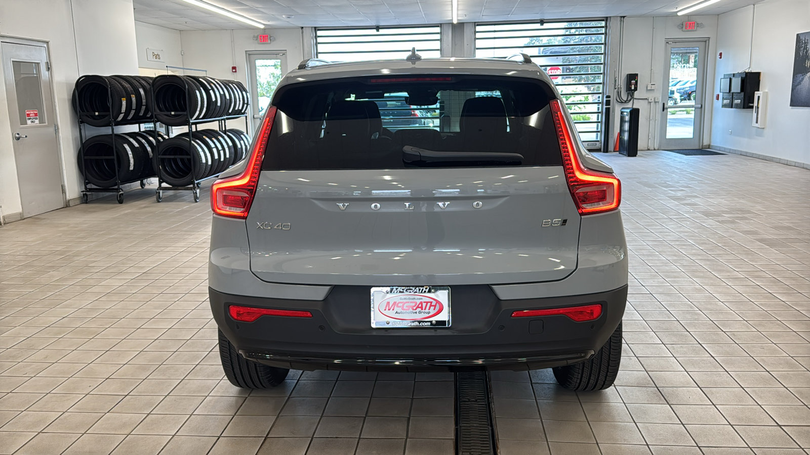 New 2026 Volvo XC40 B5 Core w/ Protection Package Premier AWD/4WD image 6