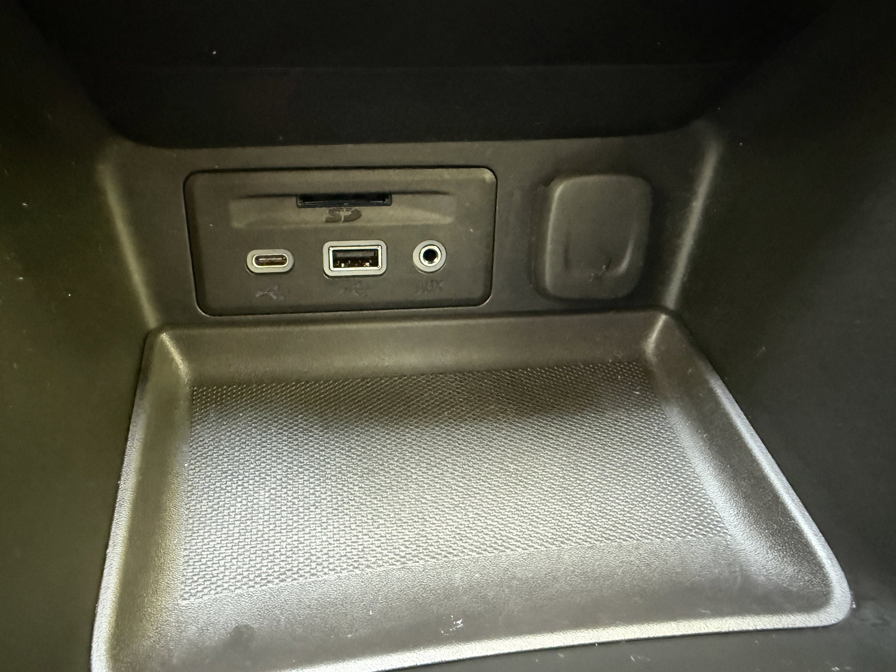 Used 2022 GMC Terrain SLT image 23