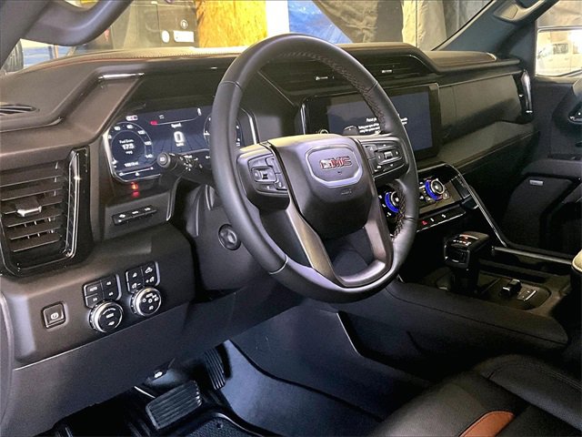 Used 2025 GMC Sierra 1500 AT4 w/ AT4 Premium Package image 14