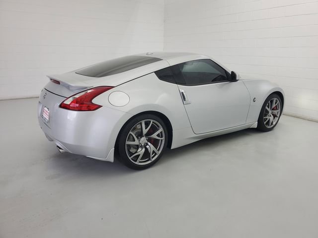 Used 2016 Nissan 370Z w/ Sport Package image 5