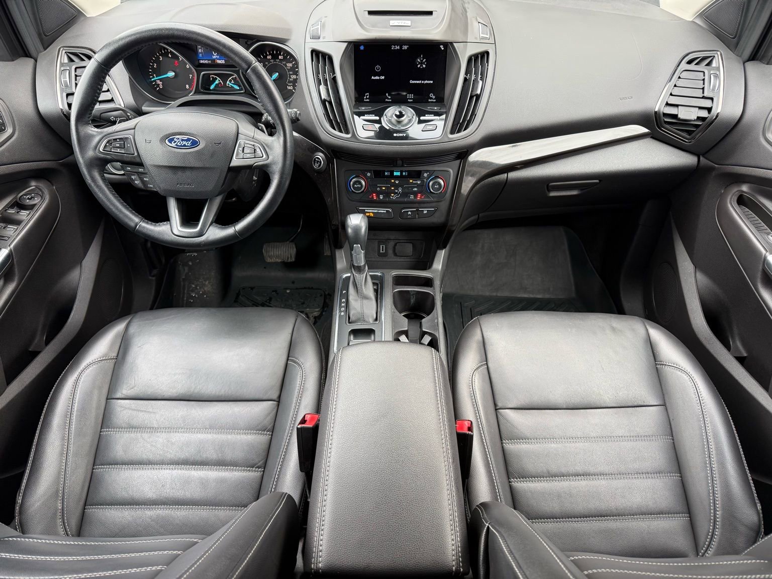 Used 2017 Ford Escape Titanium image 17