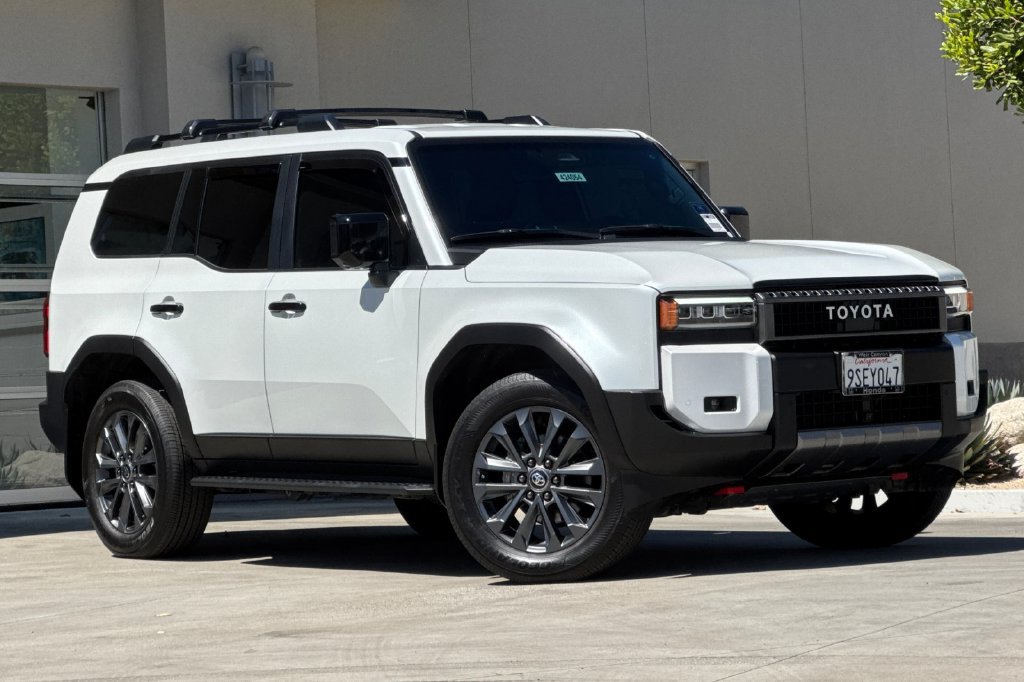Used 2025 Toyota Land Cruiser AWD/4WD image 2