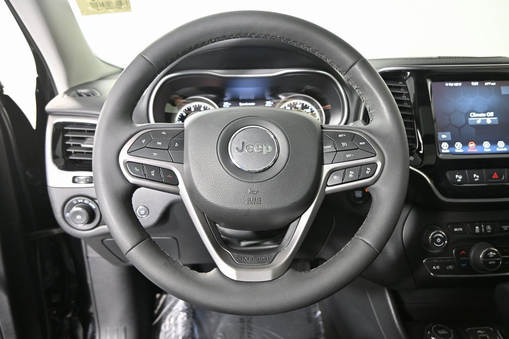 Used 2022 Jeep Cherokee Limited image 36