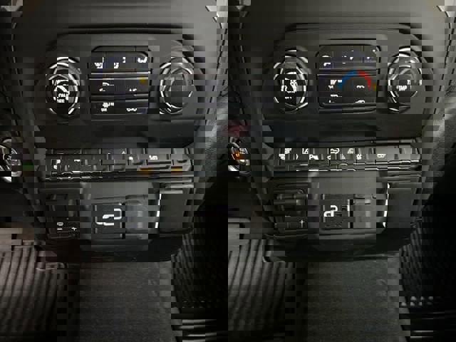 New 2025 Chevrolet Silverado 2500 Custom w/ Custom Value Package image 17