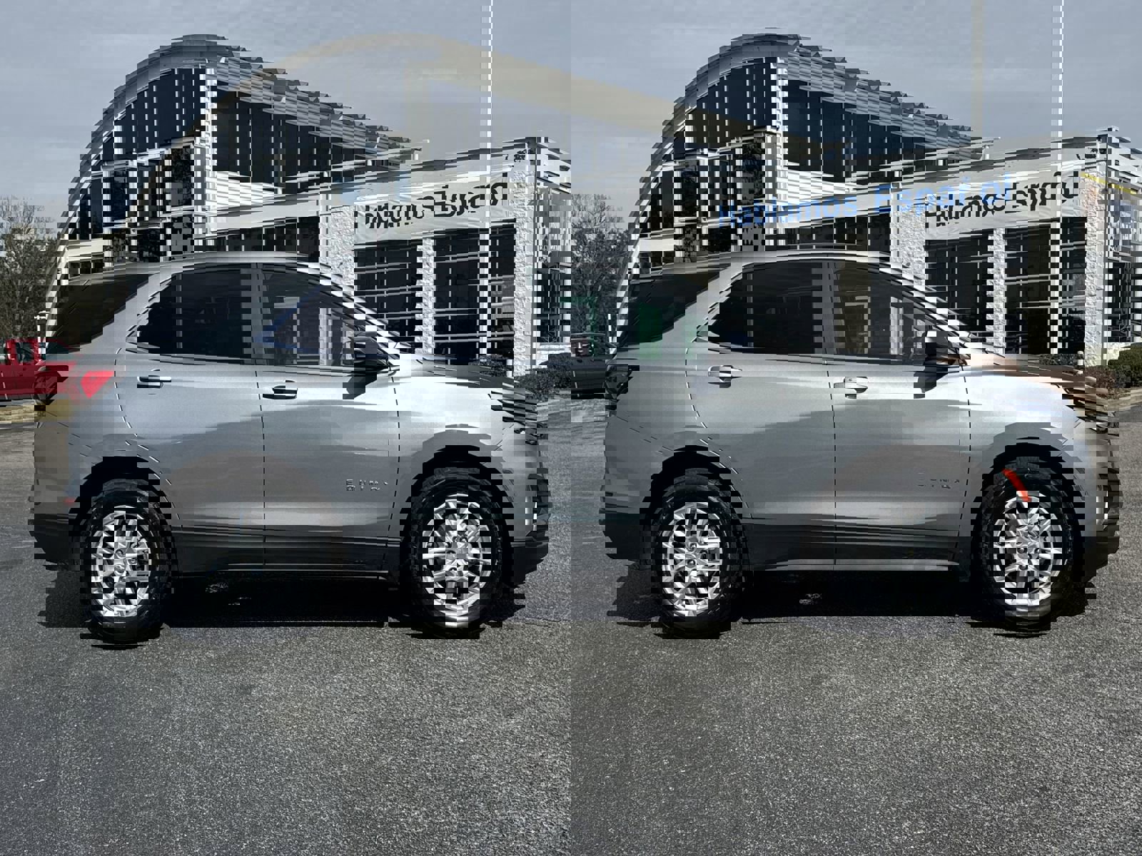 Used 2024 Chevrolet Equinox LT image 11