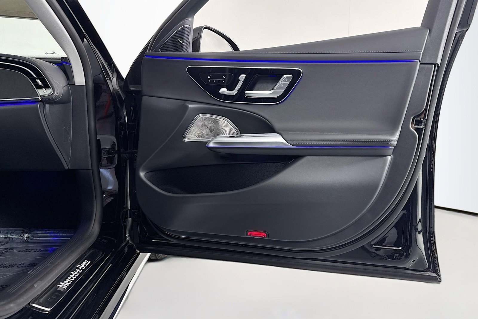 New 2025 Mercedes-Benz E 350 Sedan image 23