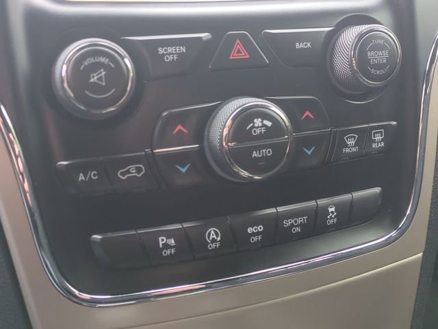 Used 2017 Jeep Grand Cherokee Laredo image 36