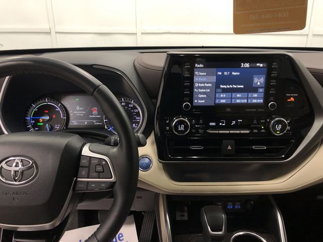 Used 2022 Toyota Highlander Limited image 19