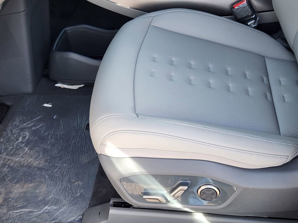 New 2026 Kia EV9 Wind image 8