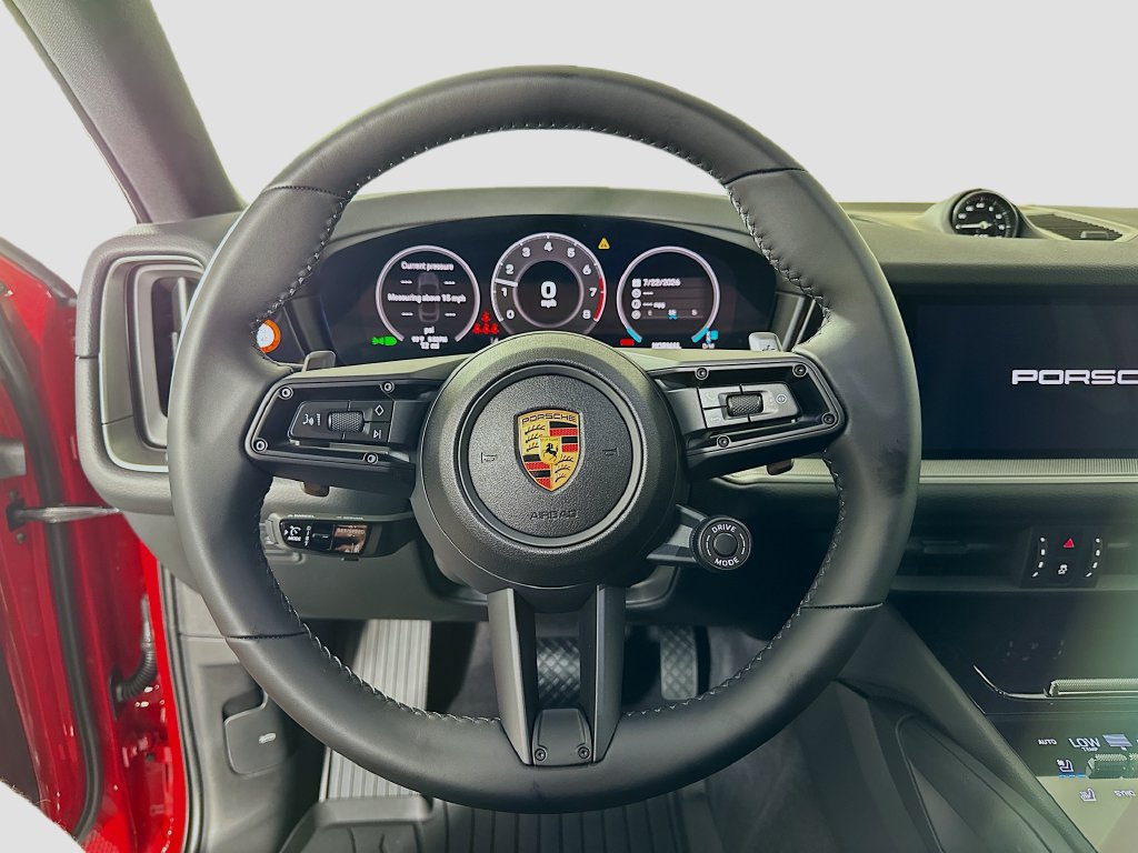 New 2026 Porsche Cayenne Coupe AWD/4WD image 12