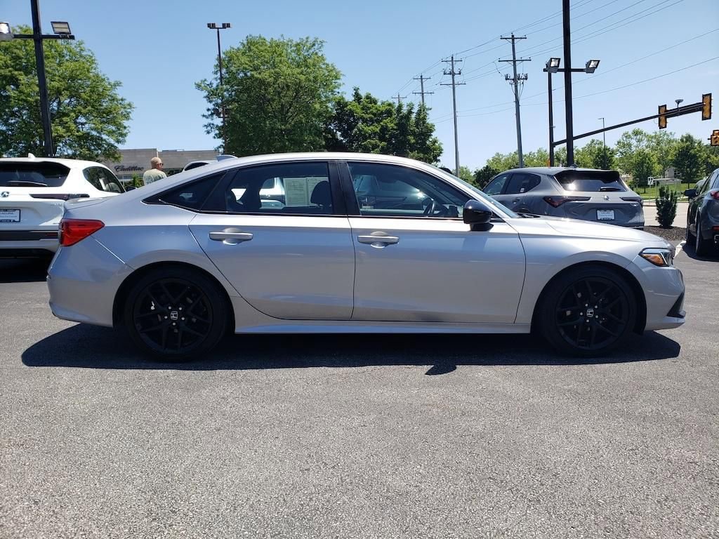 Used 2022 Honda Civic Sport image 9