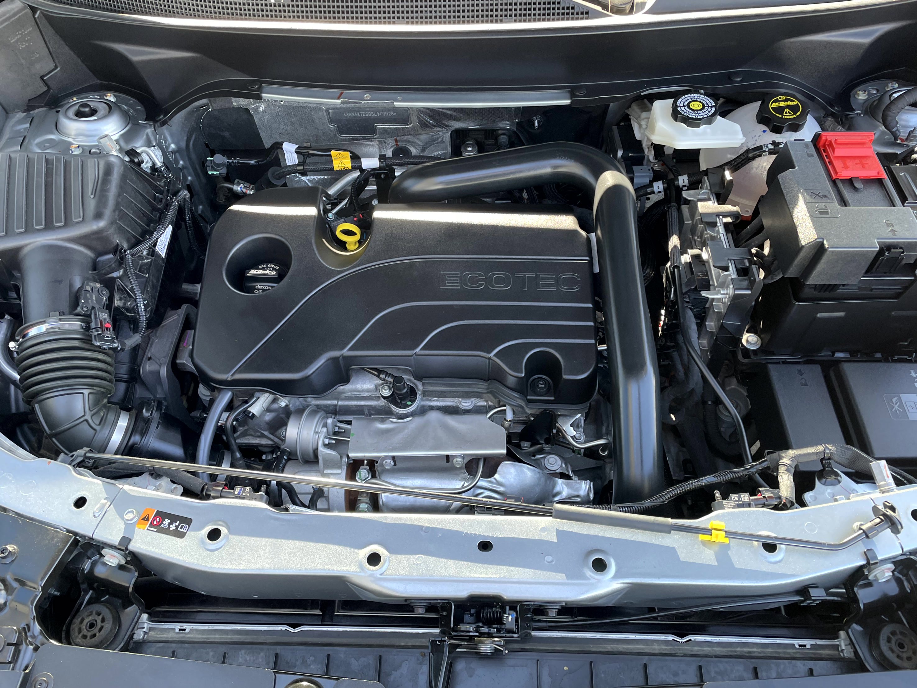 Used 2025 Chevrolet Equinox RS w/ Safety and Technology Package image 8