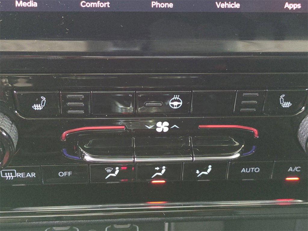 New 2025 Jeep Grand Cherokee Limited image 25