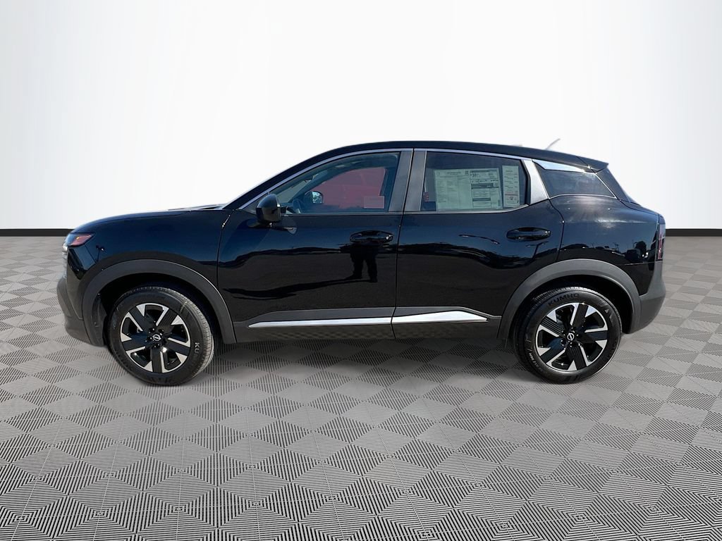Used 2025 Nissan Kicks SV AWD/4WD image 4